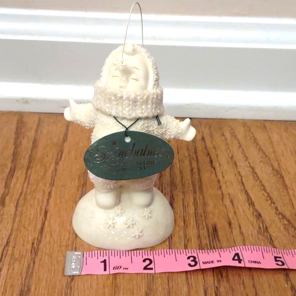 Department 56 Snowbabies "Catch a Falling Snowflake" Figurine - Picture 8 of 9
